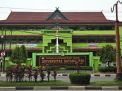 Ada Apa Dengan Kemdiktisaintek, Terkait Kasus UNBARI Malah Melantik Rektor dari Yayasan yang Kalah